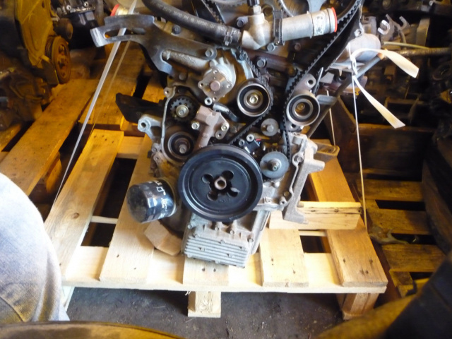 Двигатель Kia Sorento 2.4 DOHC, G4JS