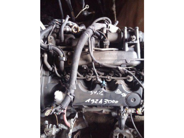 Двигатель FIAT STILO 1.9 JTD 193A3000 03г.