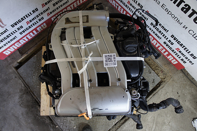 Фотография контрактного двигателя сверху VW AGZ